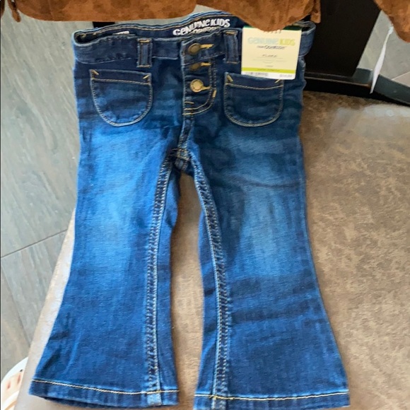 Brown suede coat with flare jeans - Picture 2 of 3